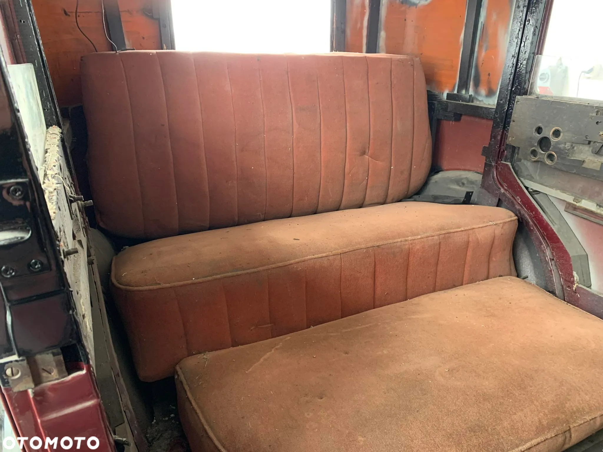 Ford Inny - 11