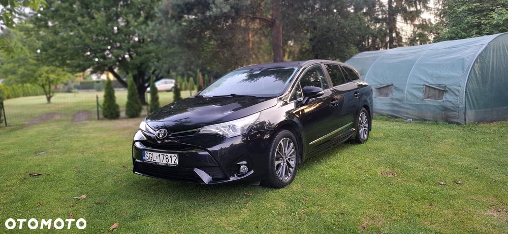 Toyota Avensis - 15