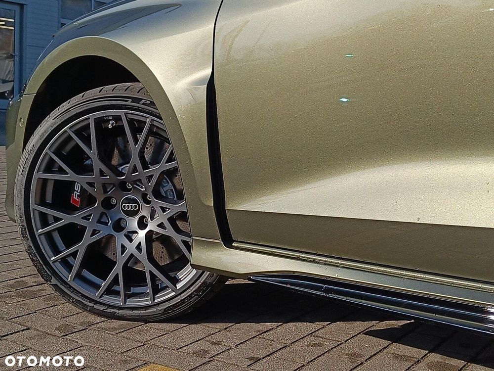 Audi RS3 Limousine - 12