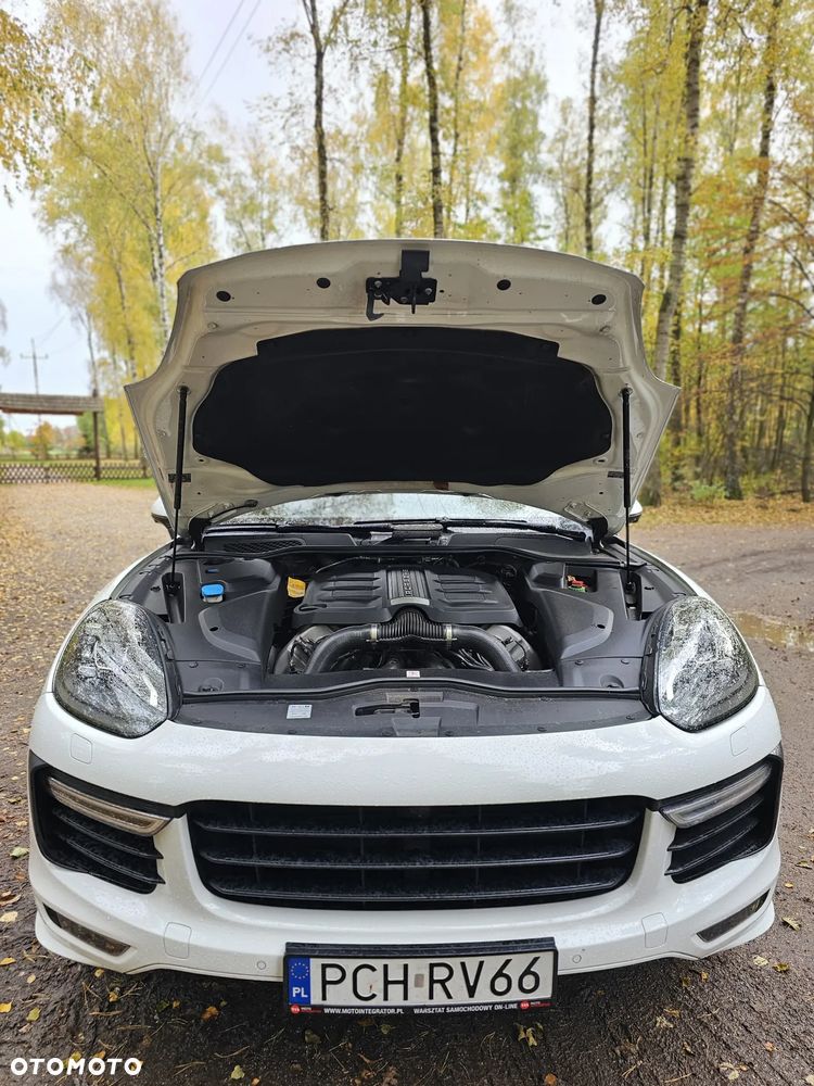Porsche Cayenne - 10