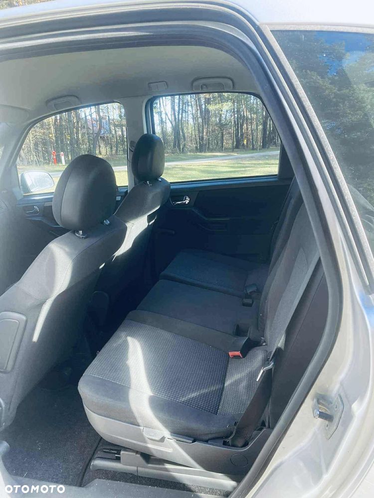 Opel Meriva 1.6 16V - 6