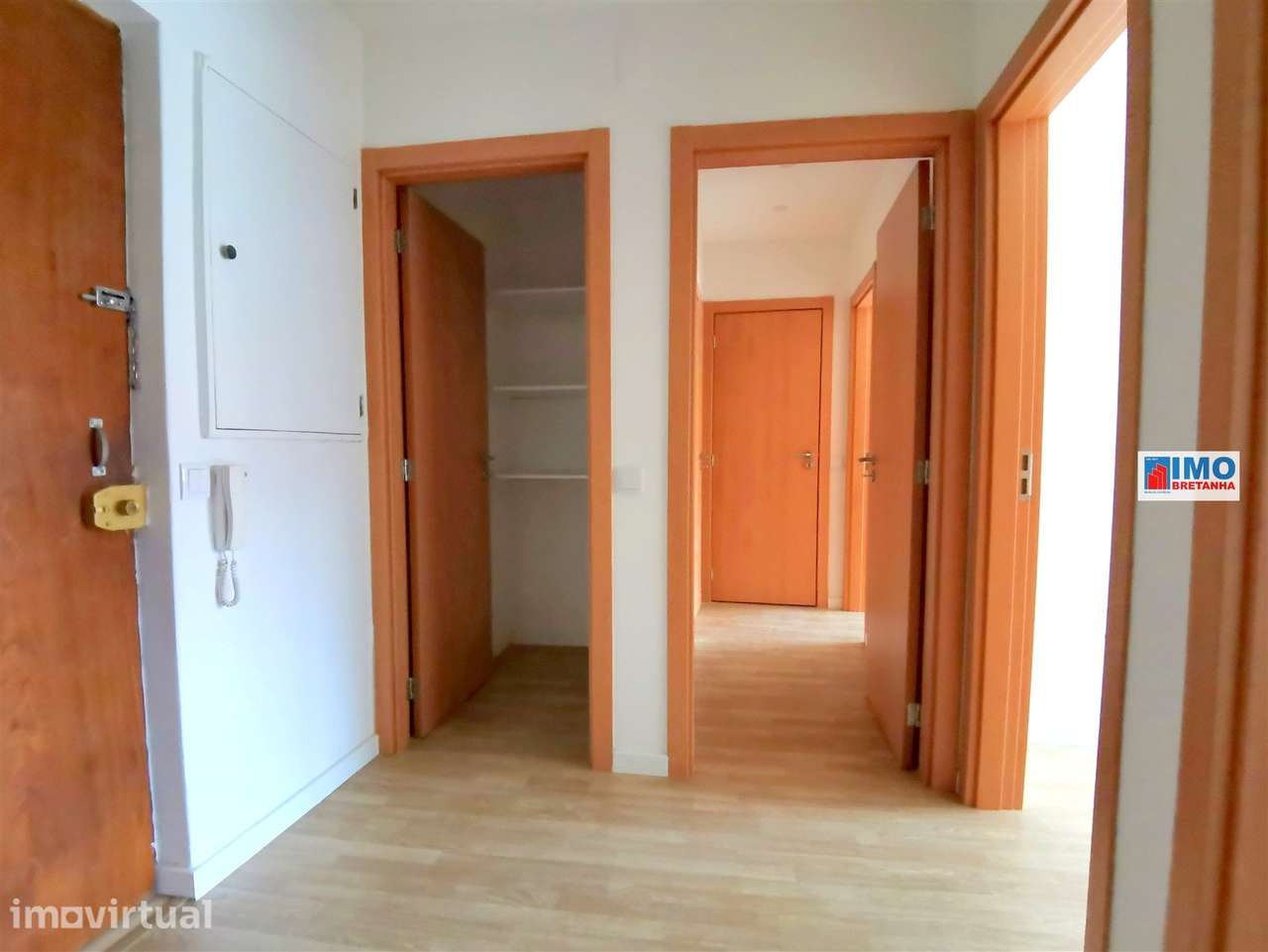 T2 Arrendado e Remodelado | Quinta do Amieiro - Grande imagem: 4/10