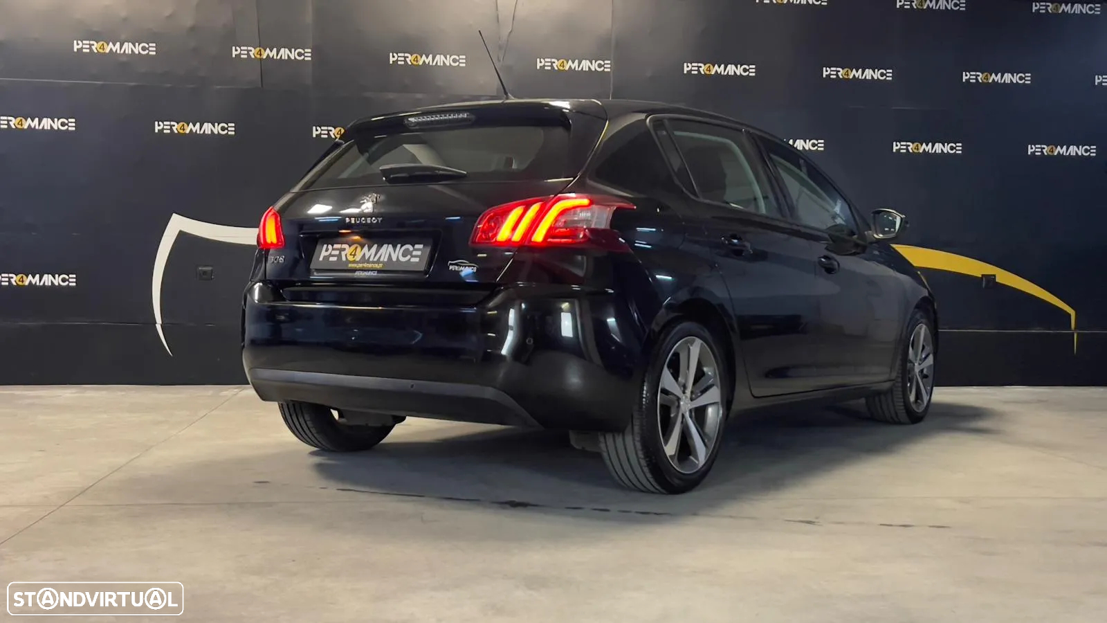 Peugeot 308 1.6 e-HDi Active J17 - 12
