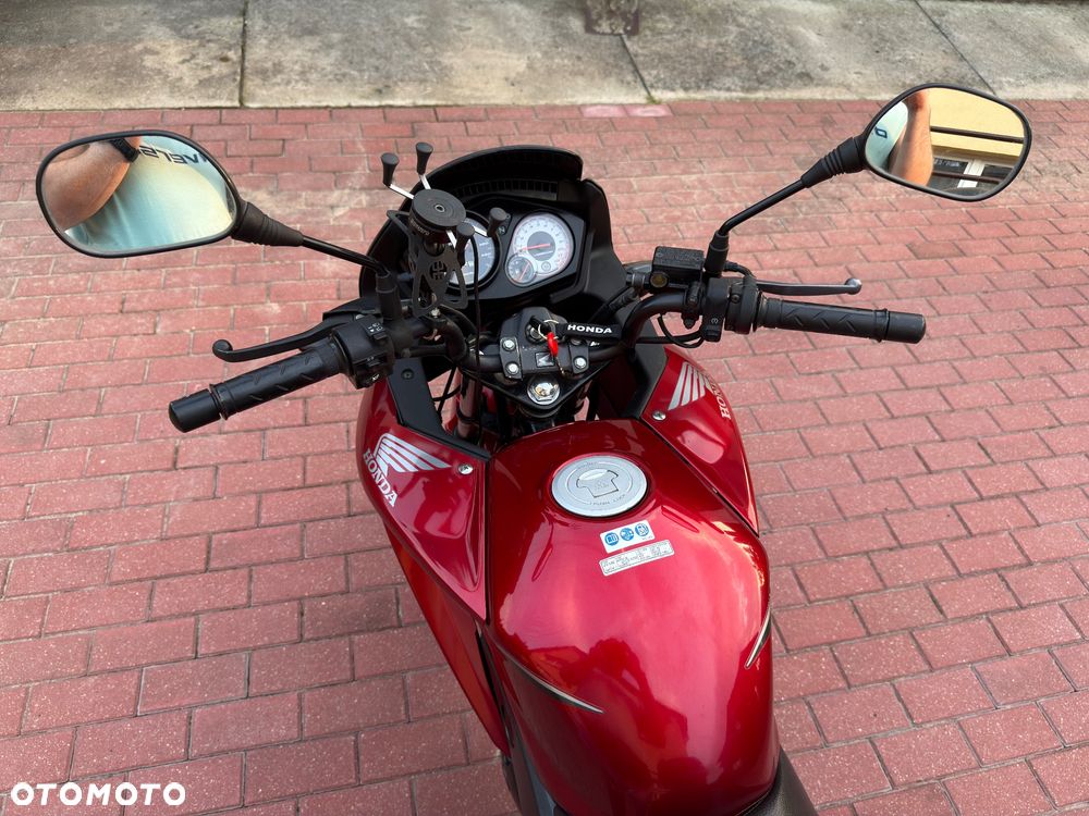 Honda CBF - 9