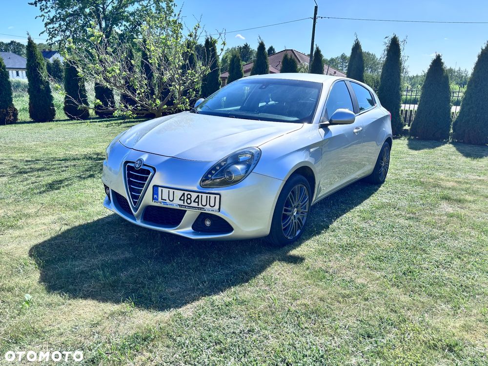 Alfa Romeo Giulietta 2.0 JTDM Distinctive - 2