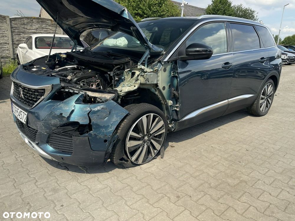 Peugeot 5008 THP 165 EAT6 Allure - 4