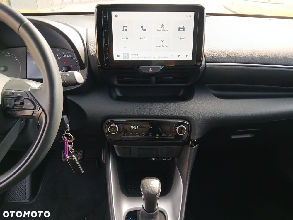 Toyota Yaris - 32