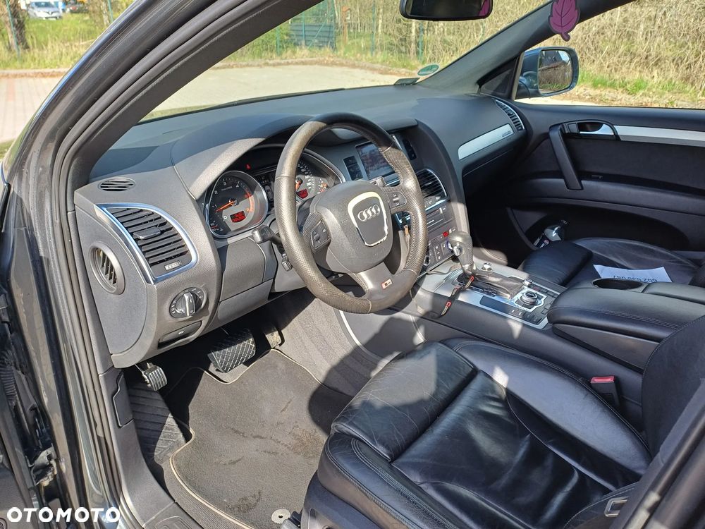 Audi Q7 3.0 TDI Quattro Tiptronic - 9
