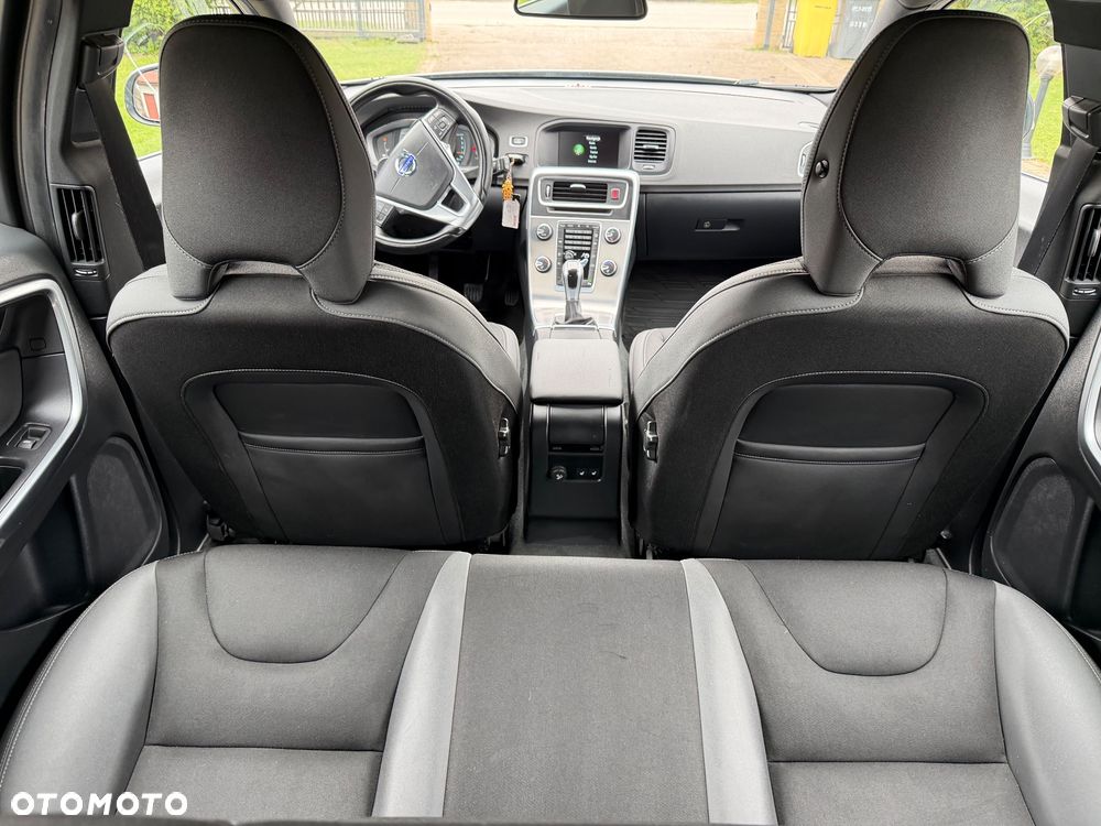 Volvo V60 D4 - 22