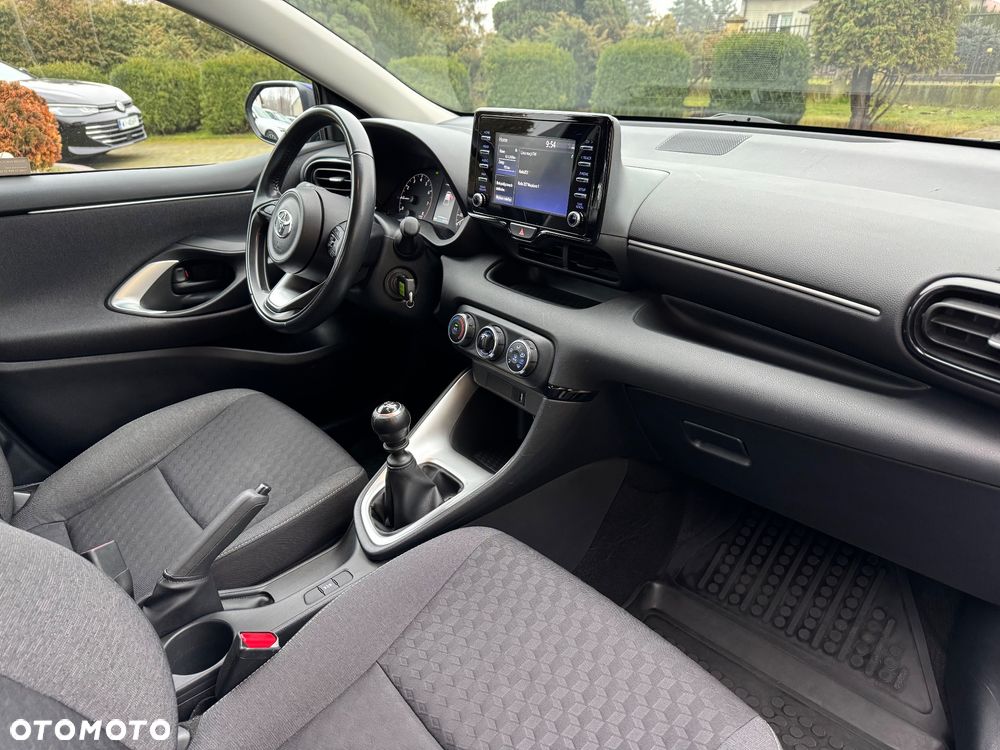 Toyota Yaris 1.5 Comfort - 13