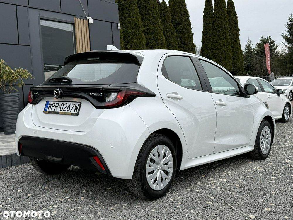 Mazda 2 Hybrid - 9
