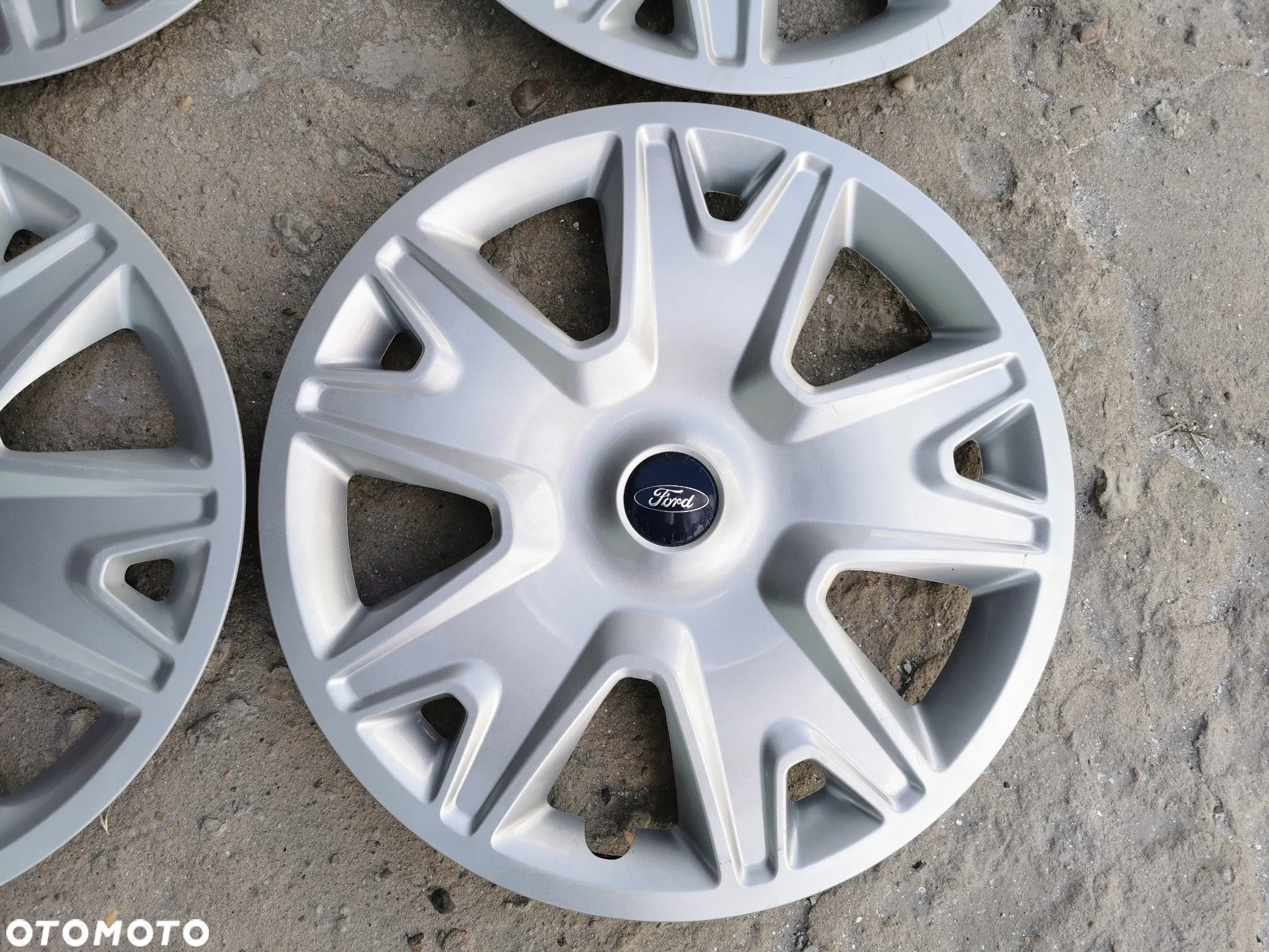 Ford Kuga II mk2 Kołpaki 17" KOMPLET - 2