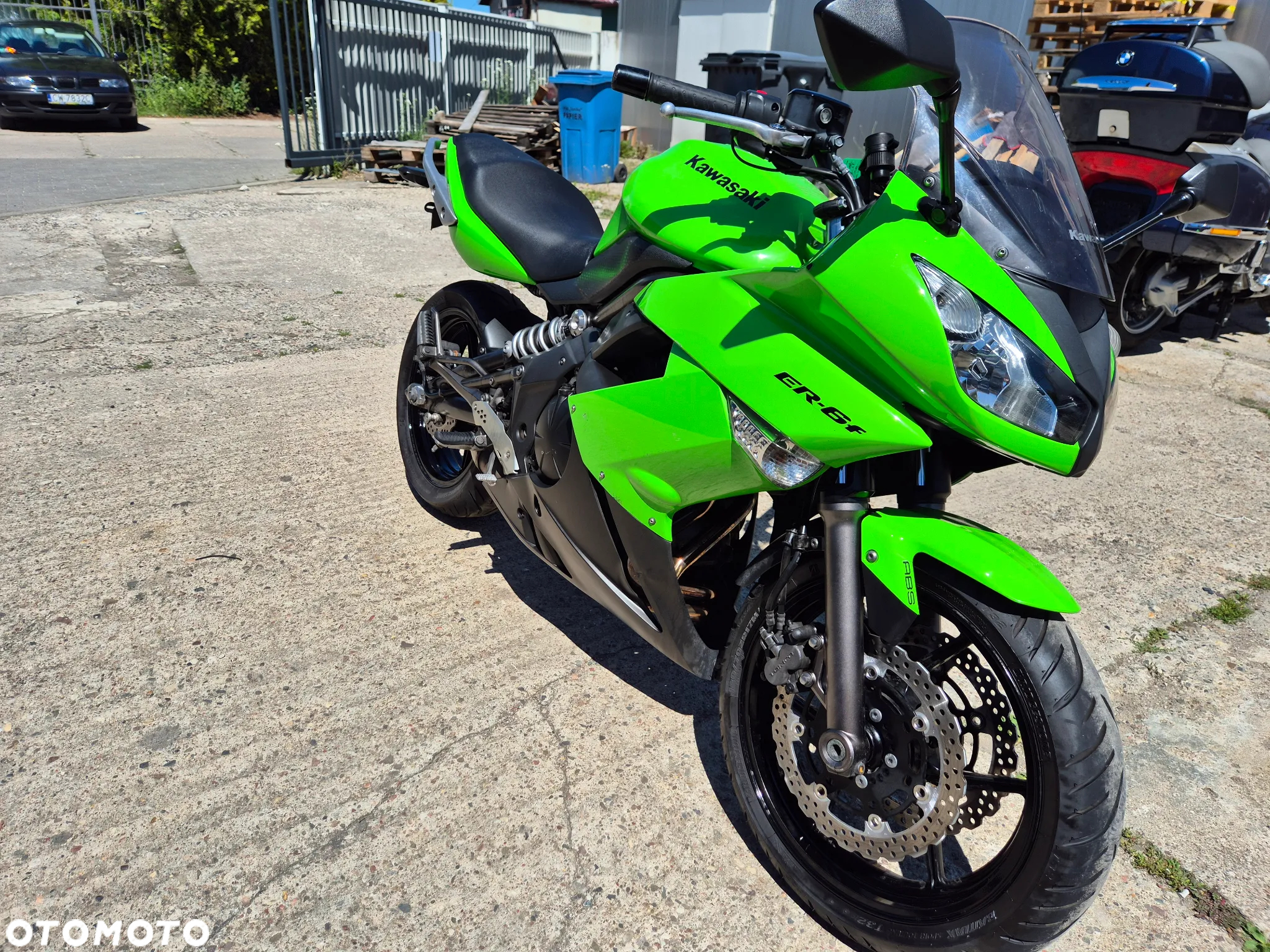 Kawasaki ER - 7