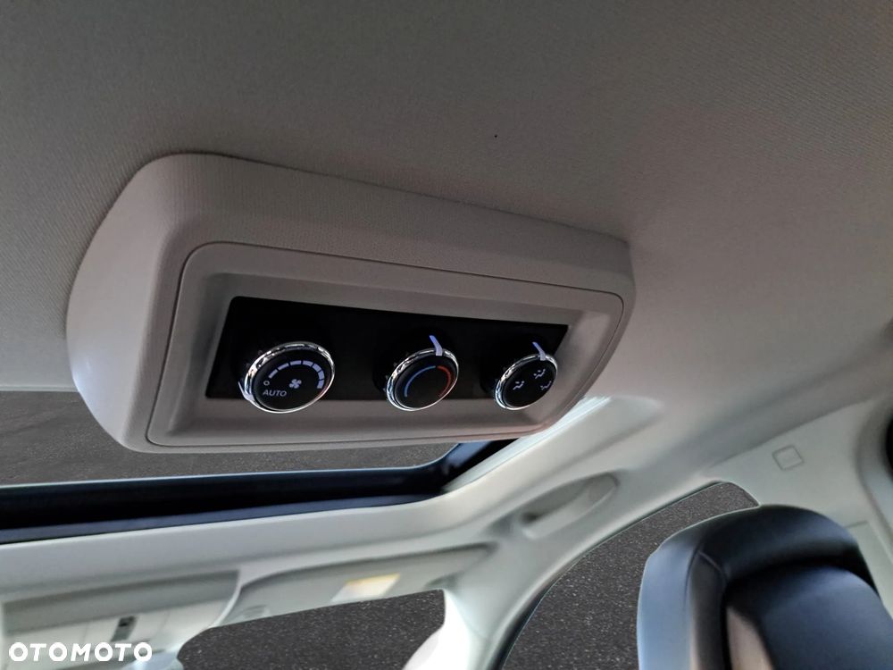 Fiat Freemont 2.0 Multijet 16V DPF Automatik Allrad Black Code - 25