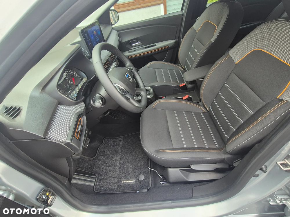 Dacia Sandero Stepway 1.0 TCe Extreme CVT - 8