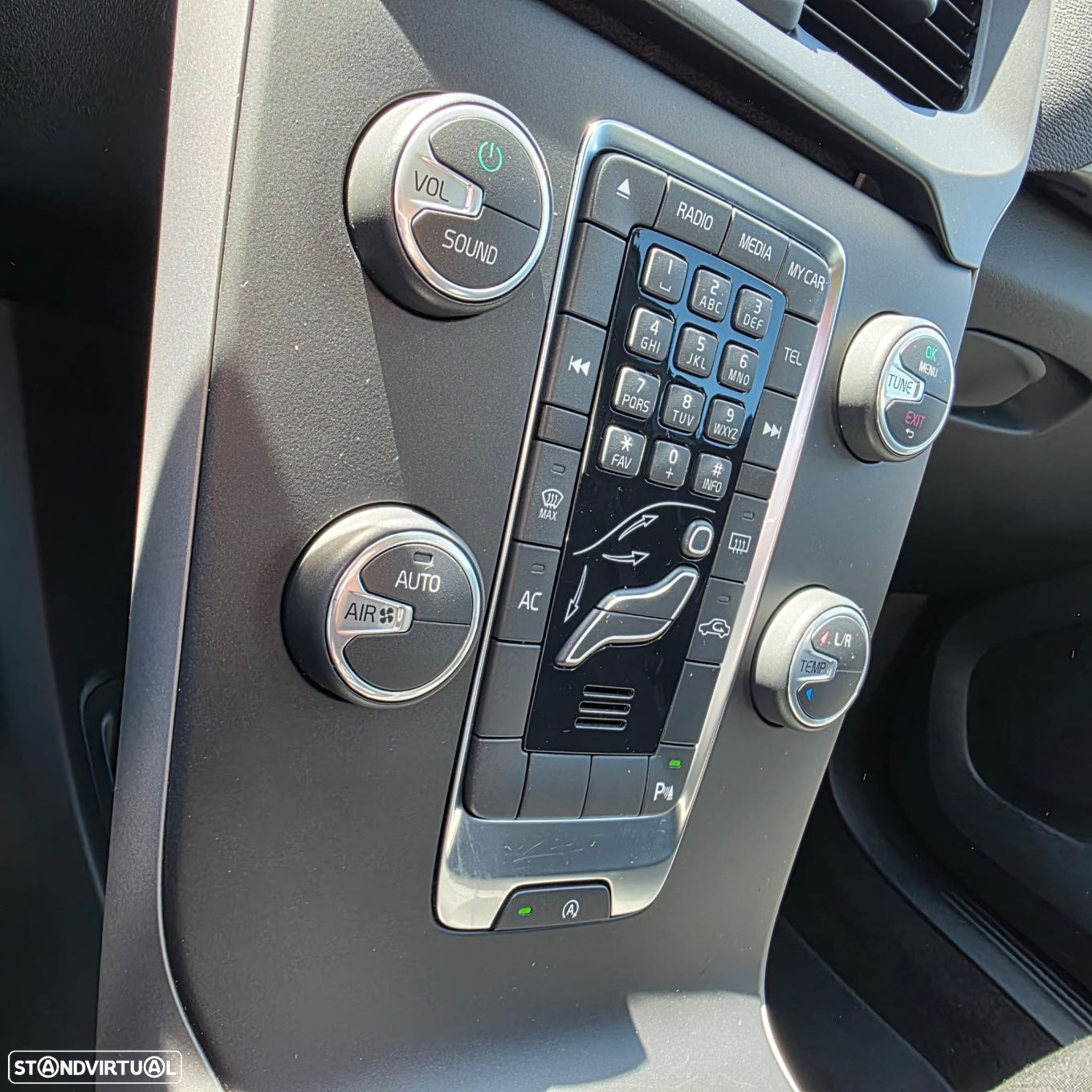 Volvo V40 1.6 D2 Eco Momentum - 6