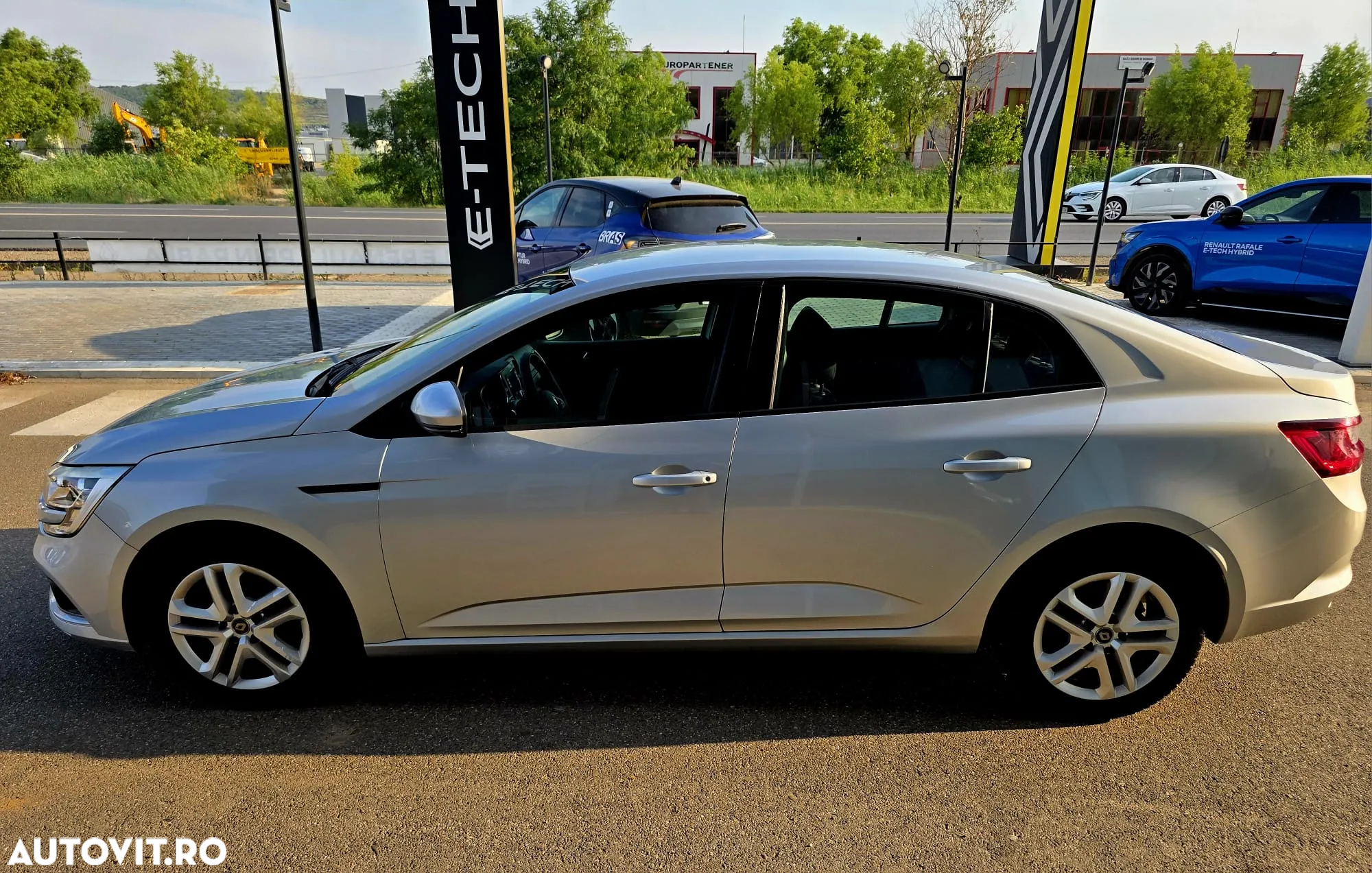 Renault Megane TCe 116 GPF Life - 13