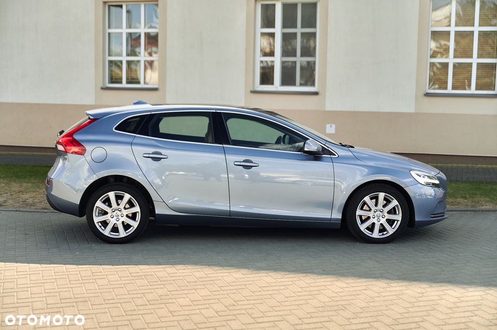 Volvo V40 D2 Geartronic Inscription - 10