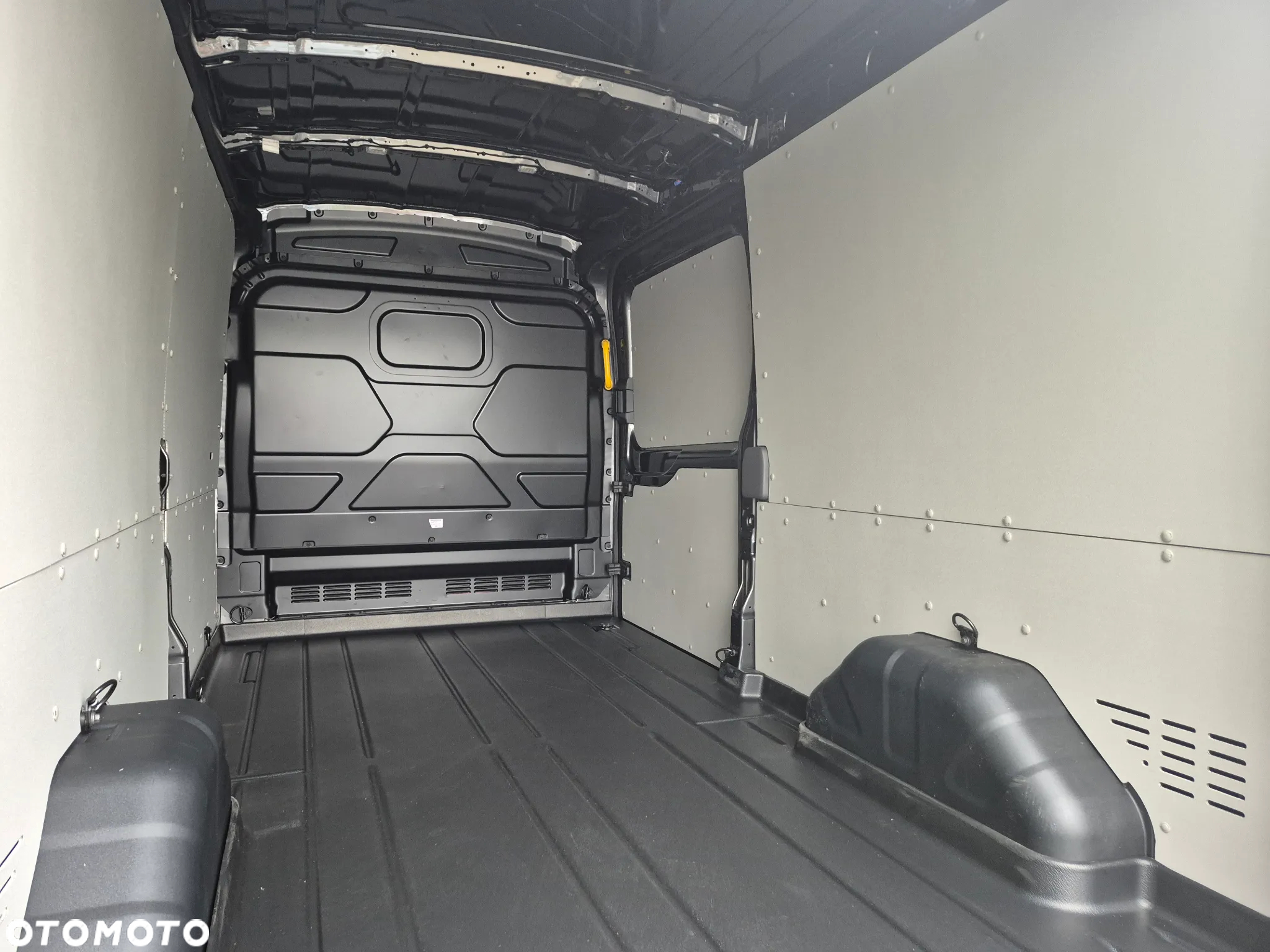 Ford TRANSIT - 13