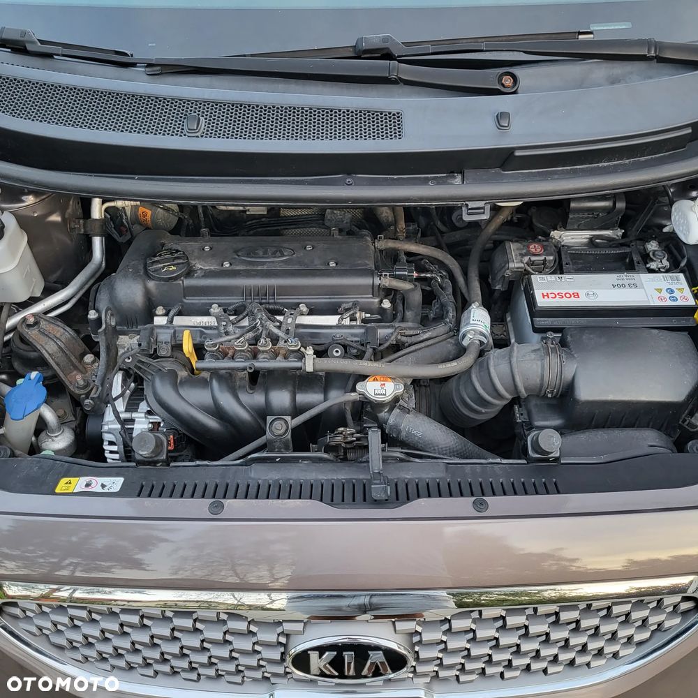 Kia Venga 1.6 L - 15