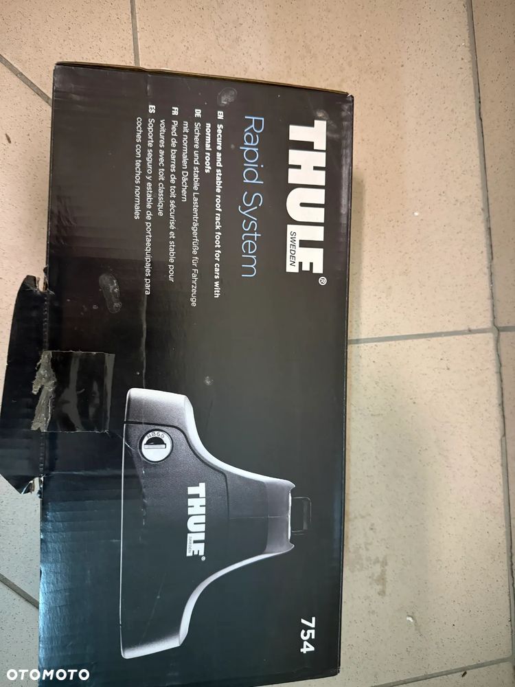 Thule do Toyota Avensis III (2009-) kompletny system bagażnika - sedan - 3