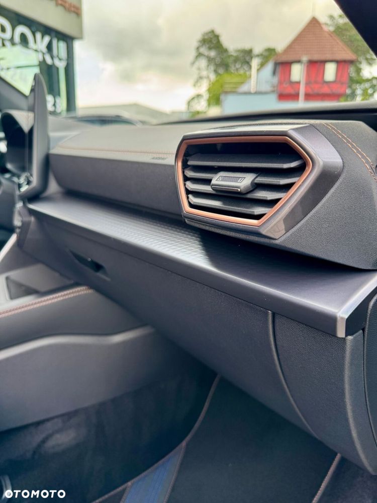 Cupra Formentor 1.5 eTSI mHEV DSG - 30