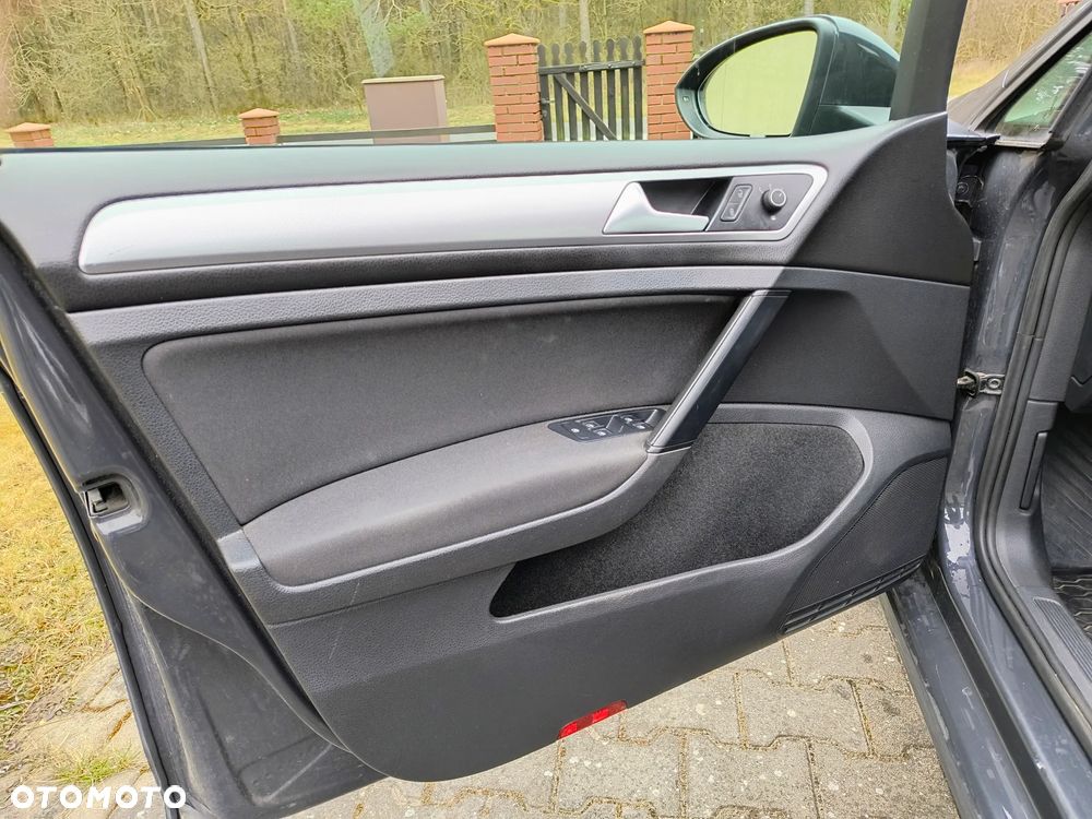 Volkswagen Golf 1.0 TSI BMT Trendline - 16