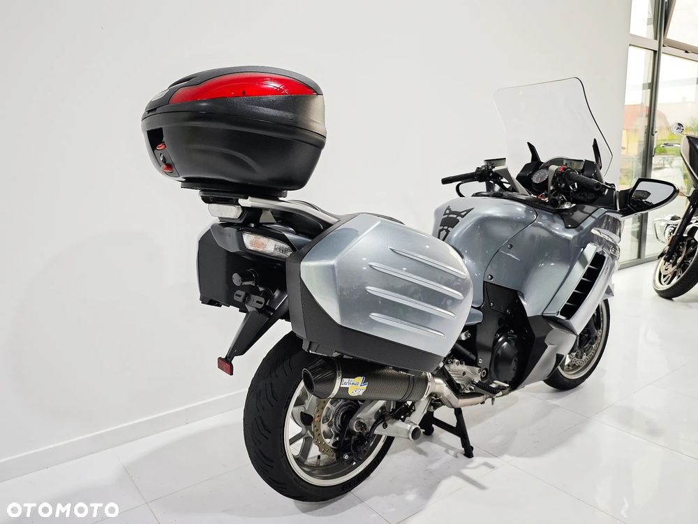 Kawasaki GTR - 11