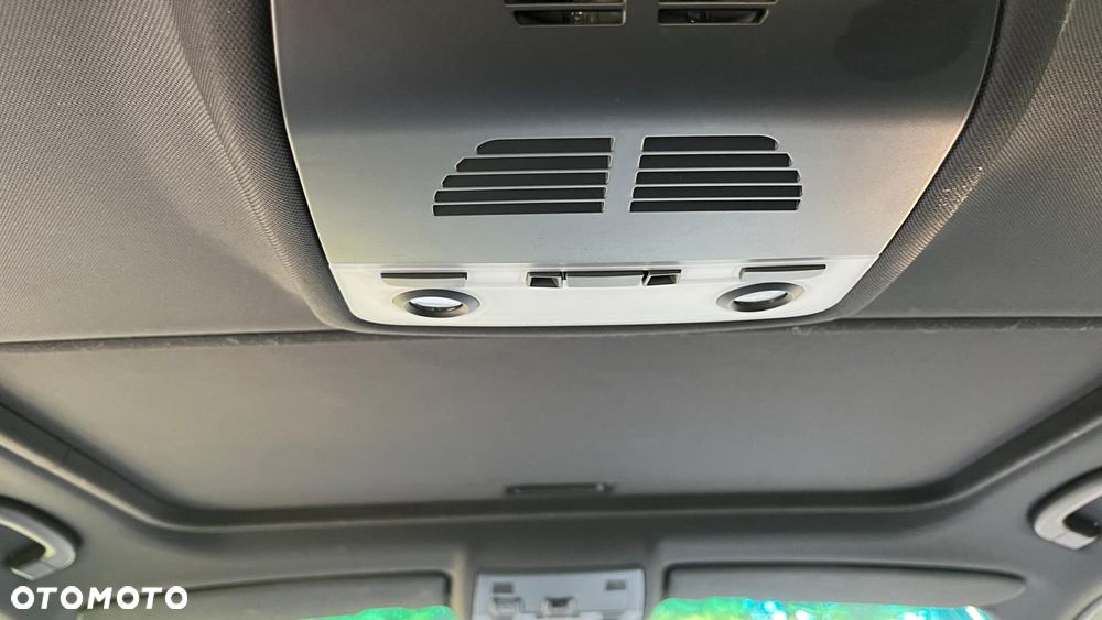 BMW Seria 1 120d - 22