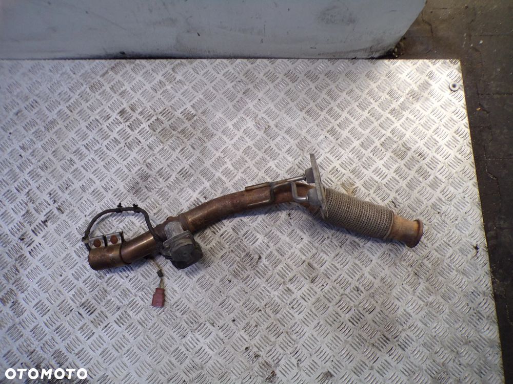 WYDECH TŁUMIK PRZEPUSTNICA SKODA OCTAVIA III - 4