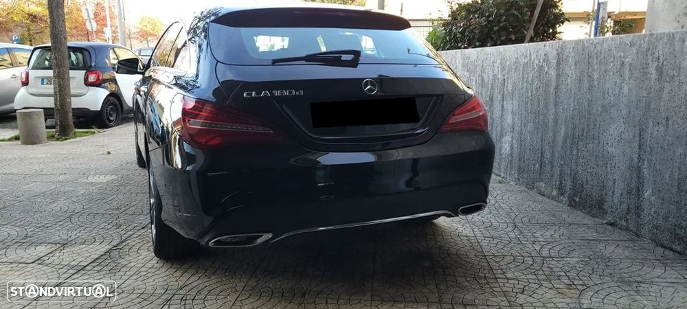 Mercedes-Benz CLA 180 Shooting Brake d Urban - 5