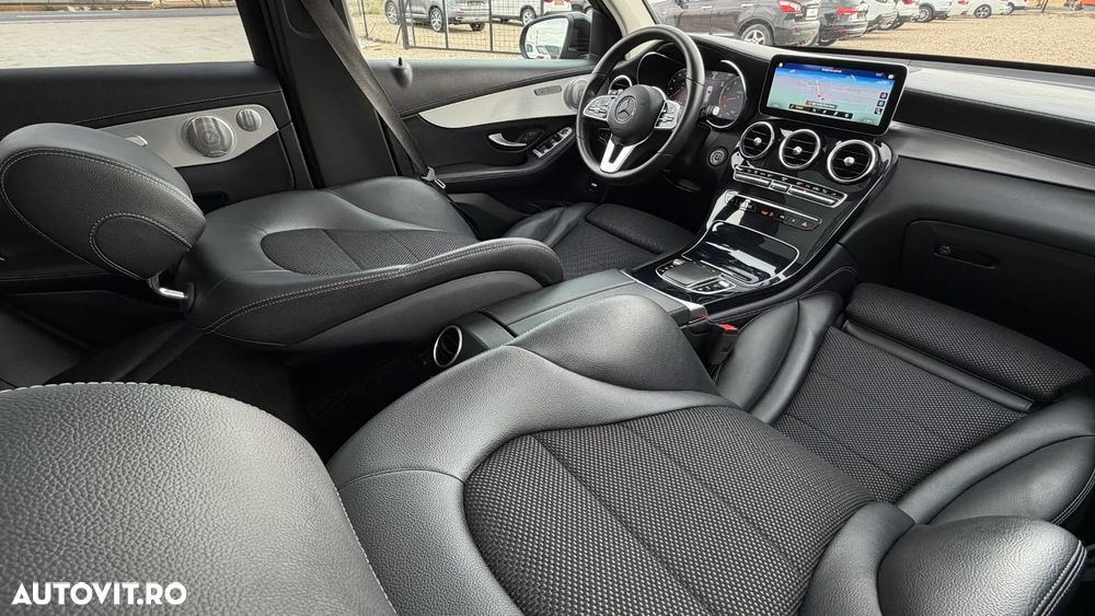 Mercedes-Benz GLC 200 4MATIC MHEV - 9