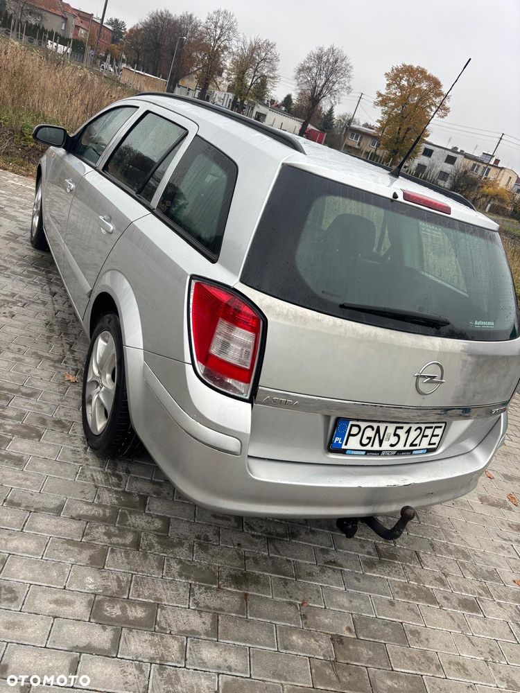 Opel Astra 1.7 CDTI - 4