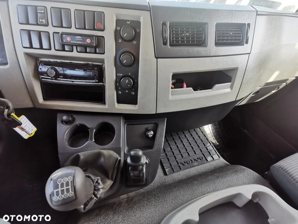 Volvo FL280 winda Dhollandia firanka z burtami 18.280KM nowe akumulatory - 15