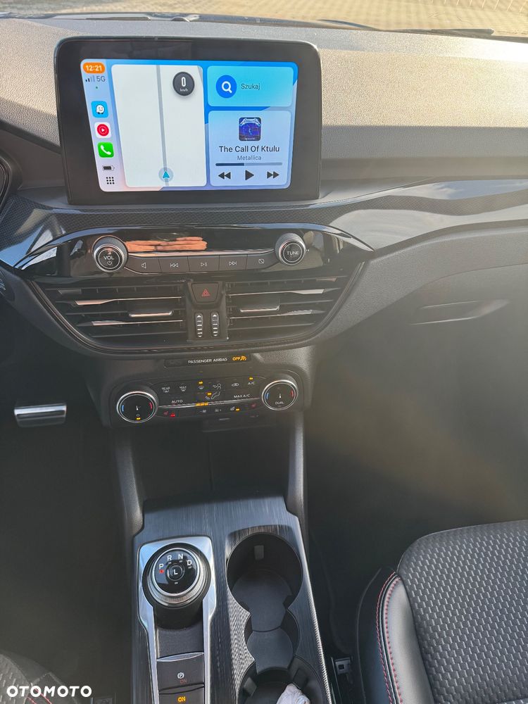 Ford Kuga 2.5 Duratec FHEV 4x4 ST-LINE - 24