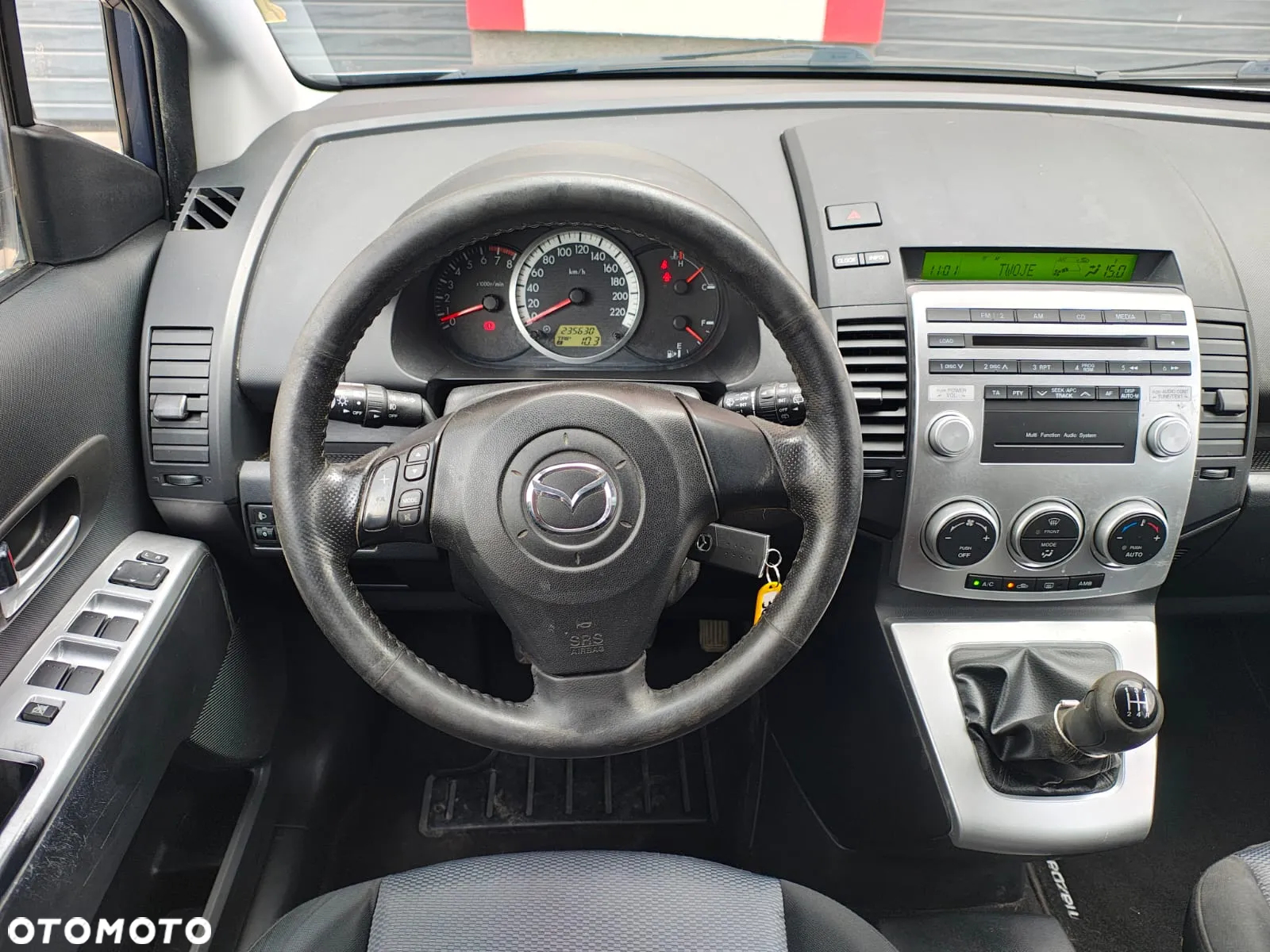 Mazda 5 - 7