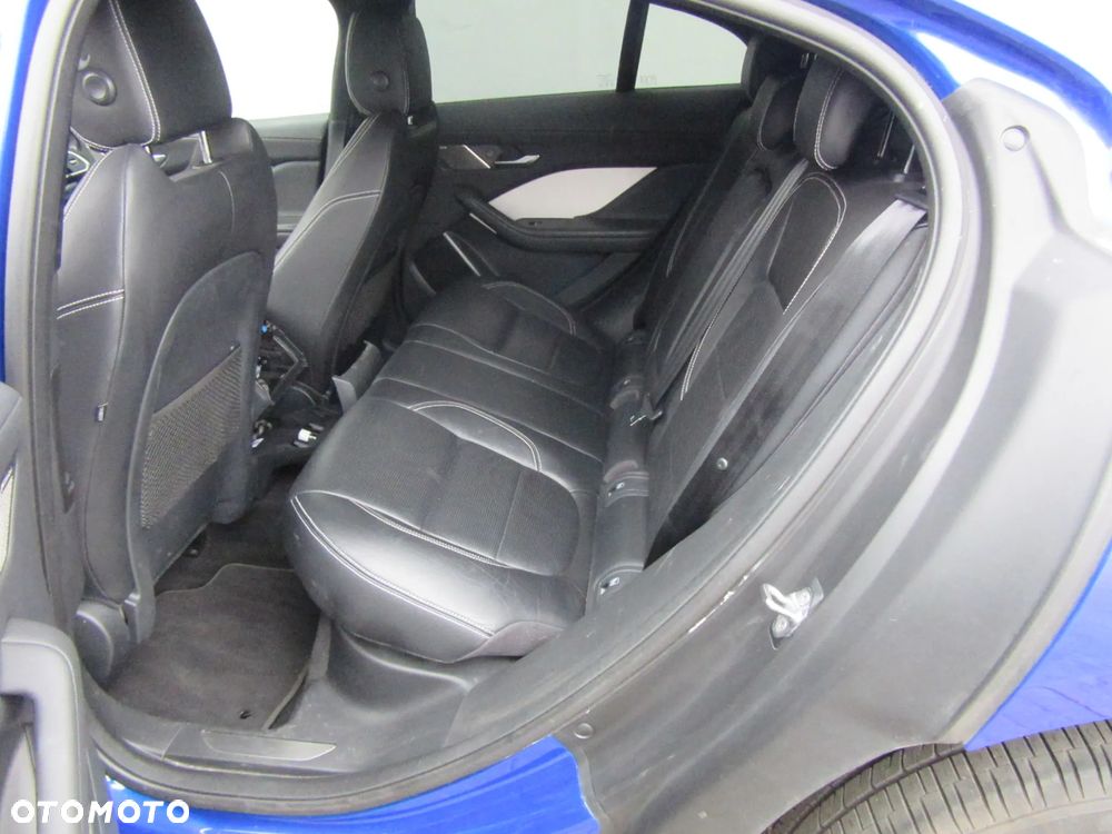 Jaguar I-Pace 2019 r. na części - 11