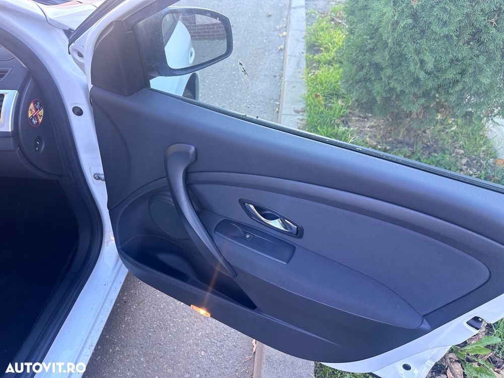 Renault Megane Energy dCi Intens - 12