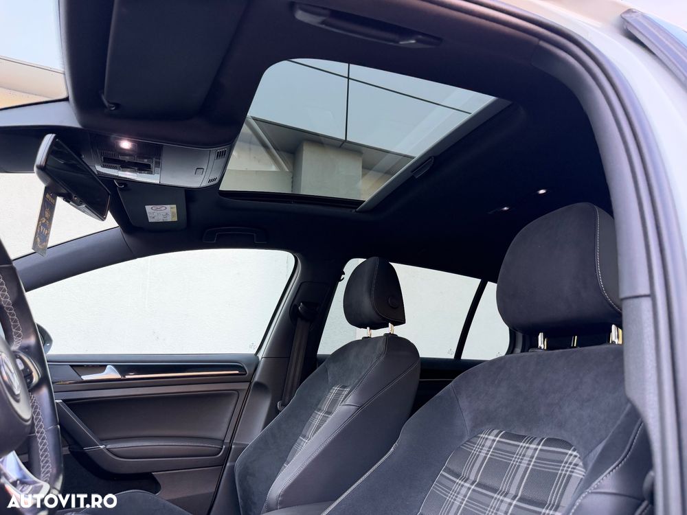Volkswagen Golf 2.0 TDI DSG GTD - 13