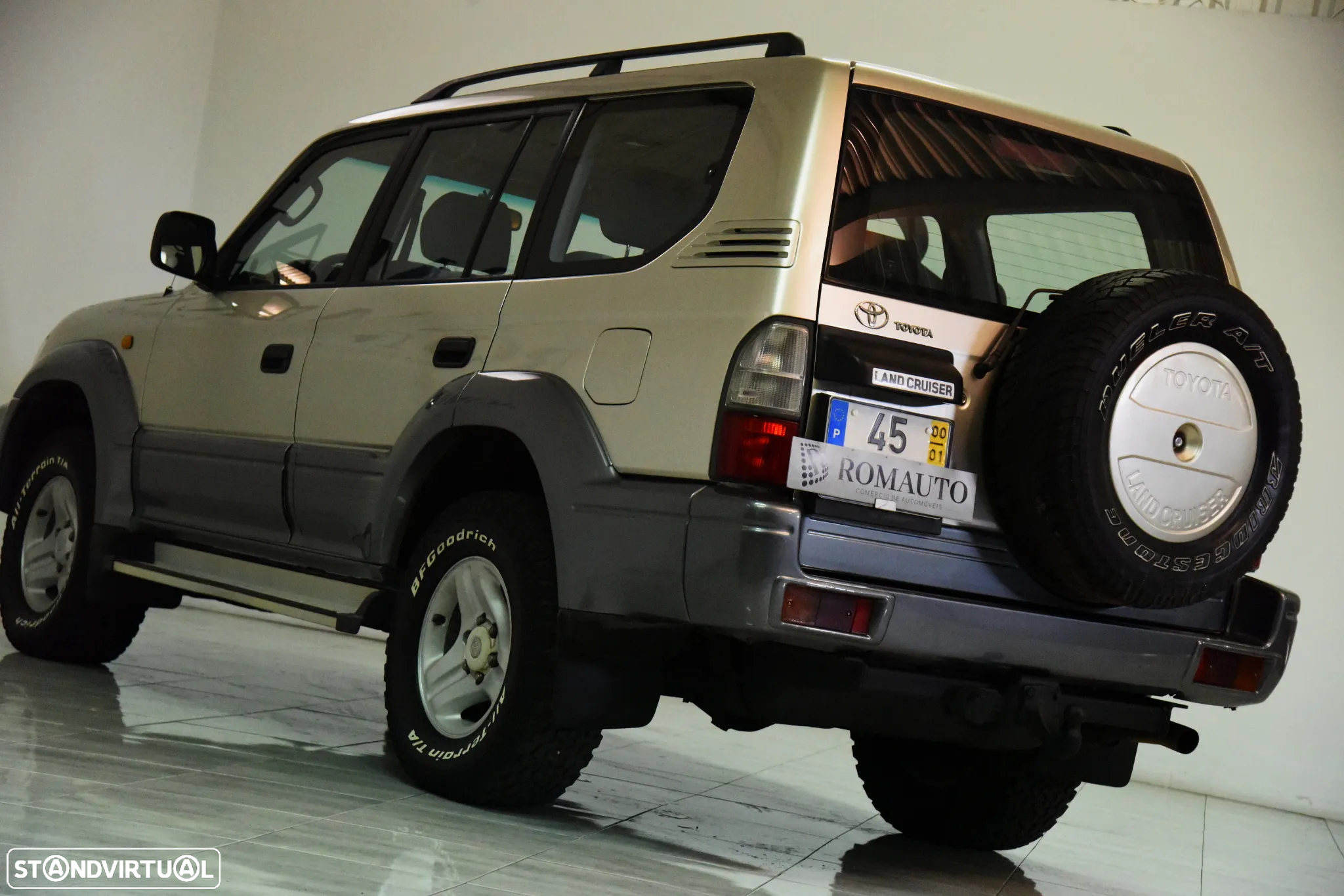Toyota Land Cruiser 3.0 TD Pack 2 - 7