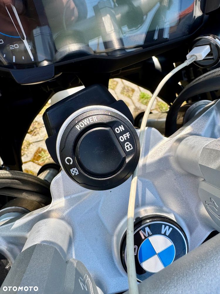 BMW R - 11