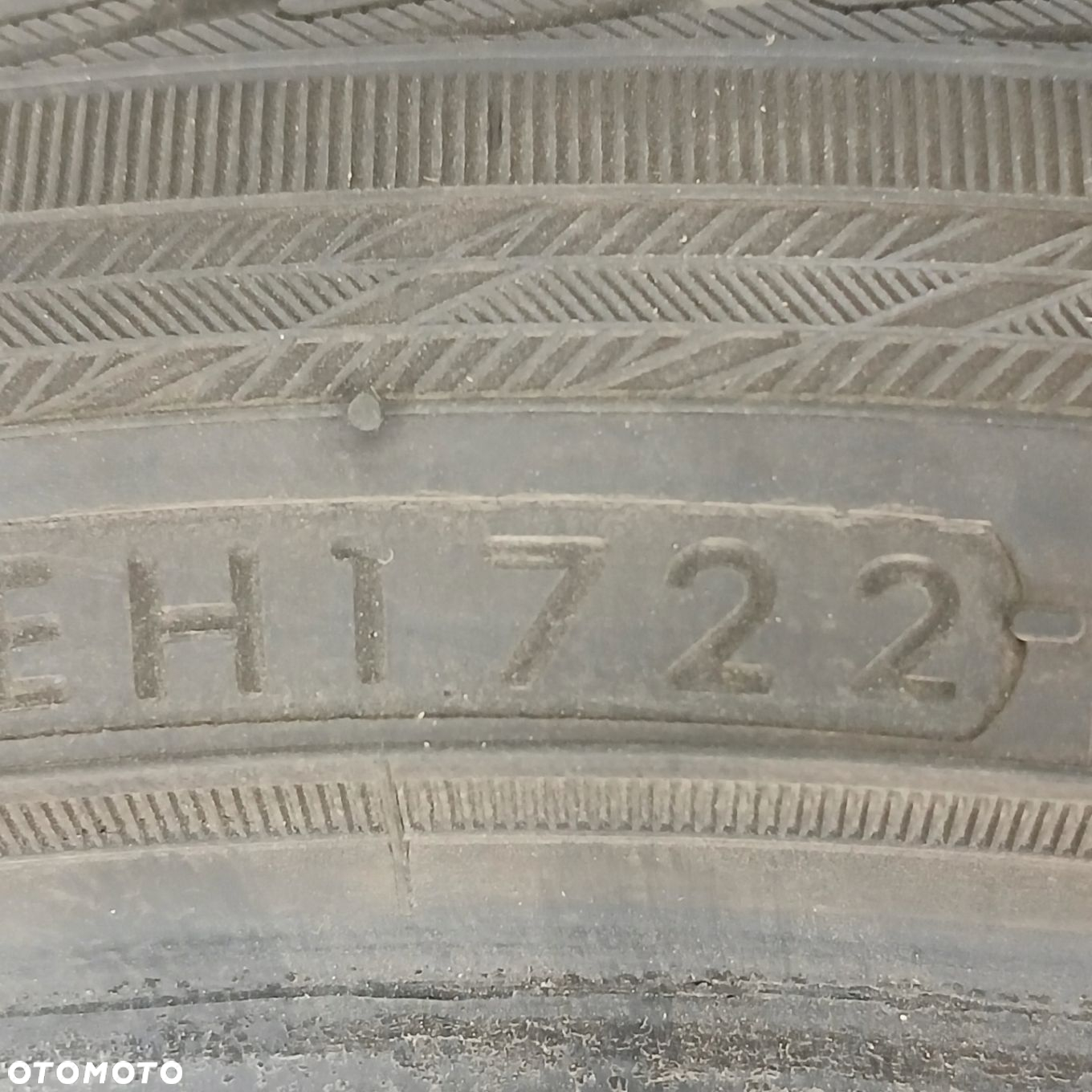 235/35R19 91W Yokohama BluEarth Winter V905 7mm 2022r 85253 - 4