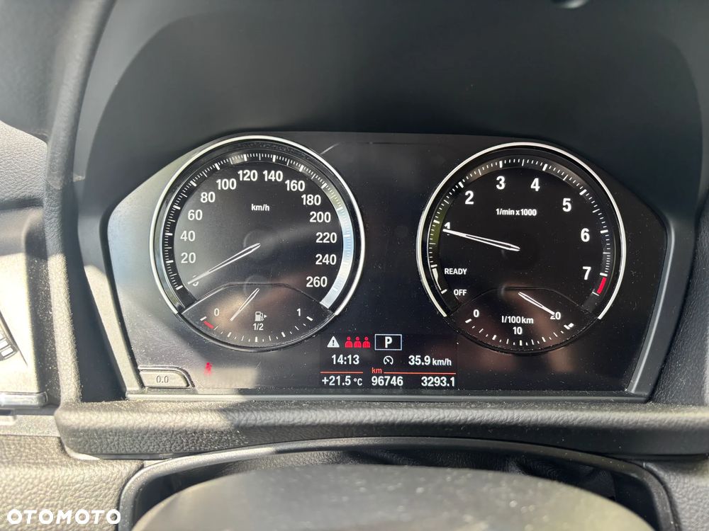 BMW Seria 2 218i - 6