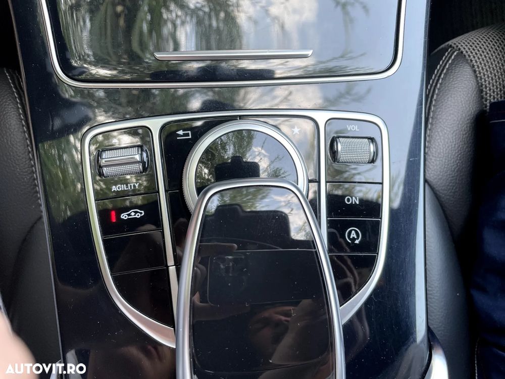 Mercedes-Benz C - 18