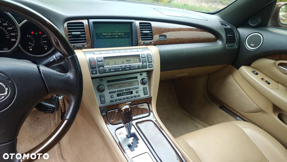 Lexus SC 430 - 24