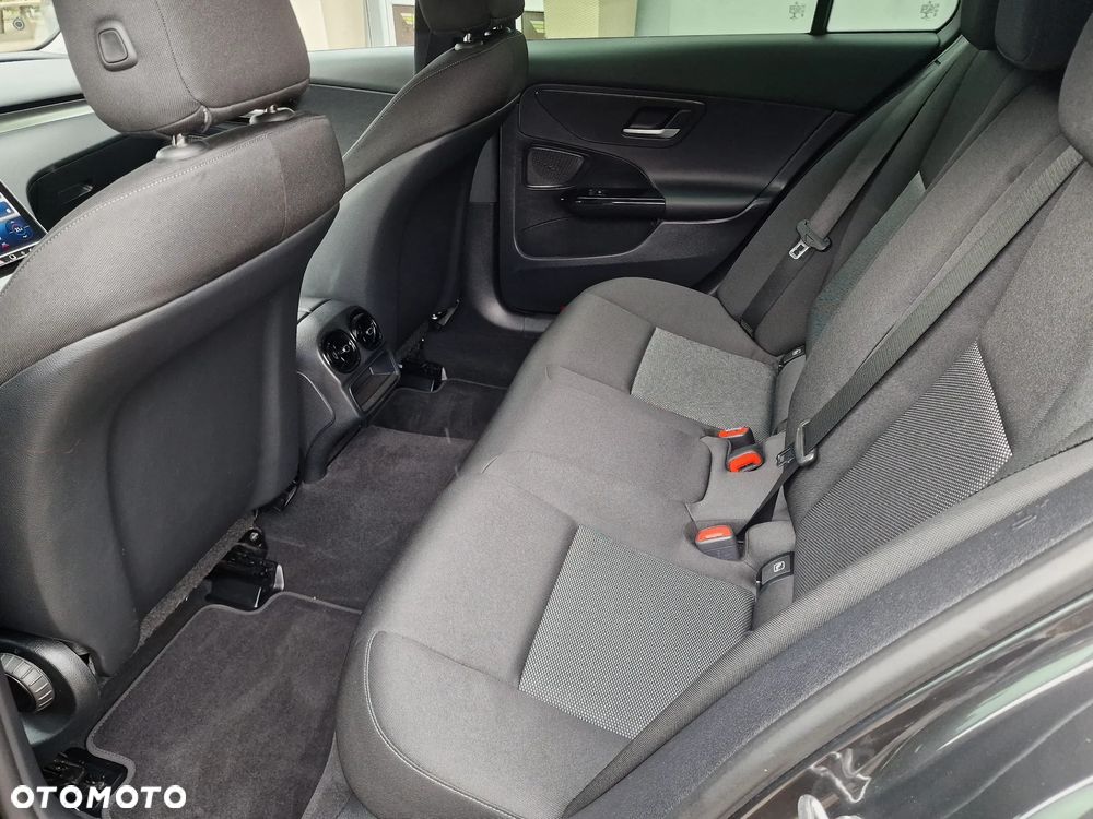 Mercedes-Benz Klasa C 200 d mHEV Business Edition - 21