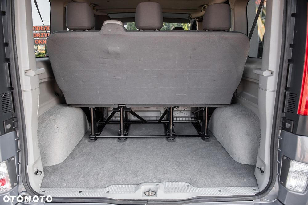 Opel Vivaro - 17