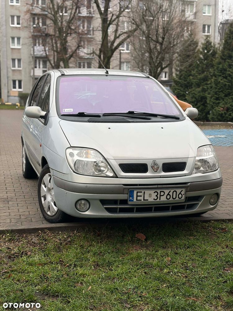 Renault Scenic 1.6 16V Family - 3