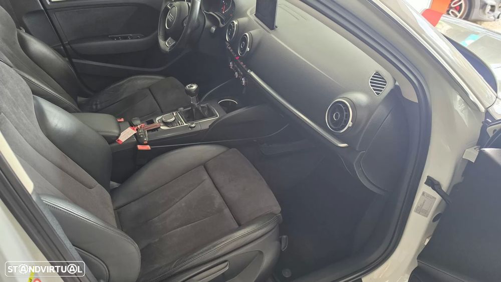 Audi A3 Sportback 1.6 TDI S-line - 49