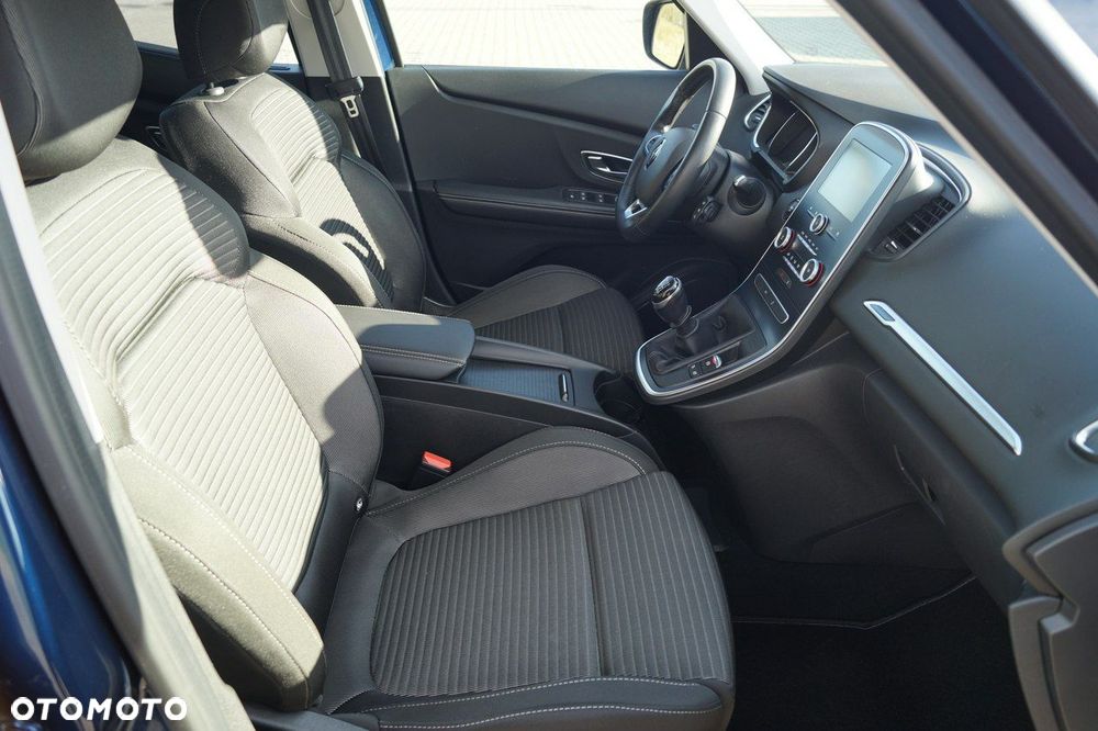 Renault Scenic - 12